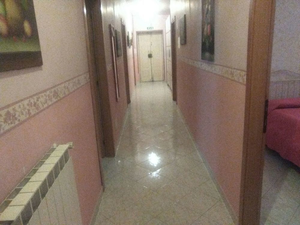רומא Hotel Tizi מראה חיצוני תמונה